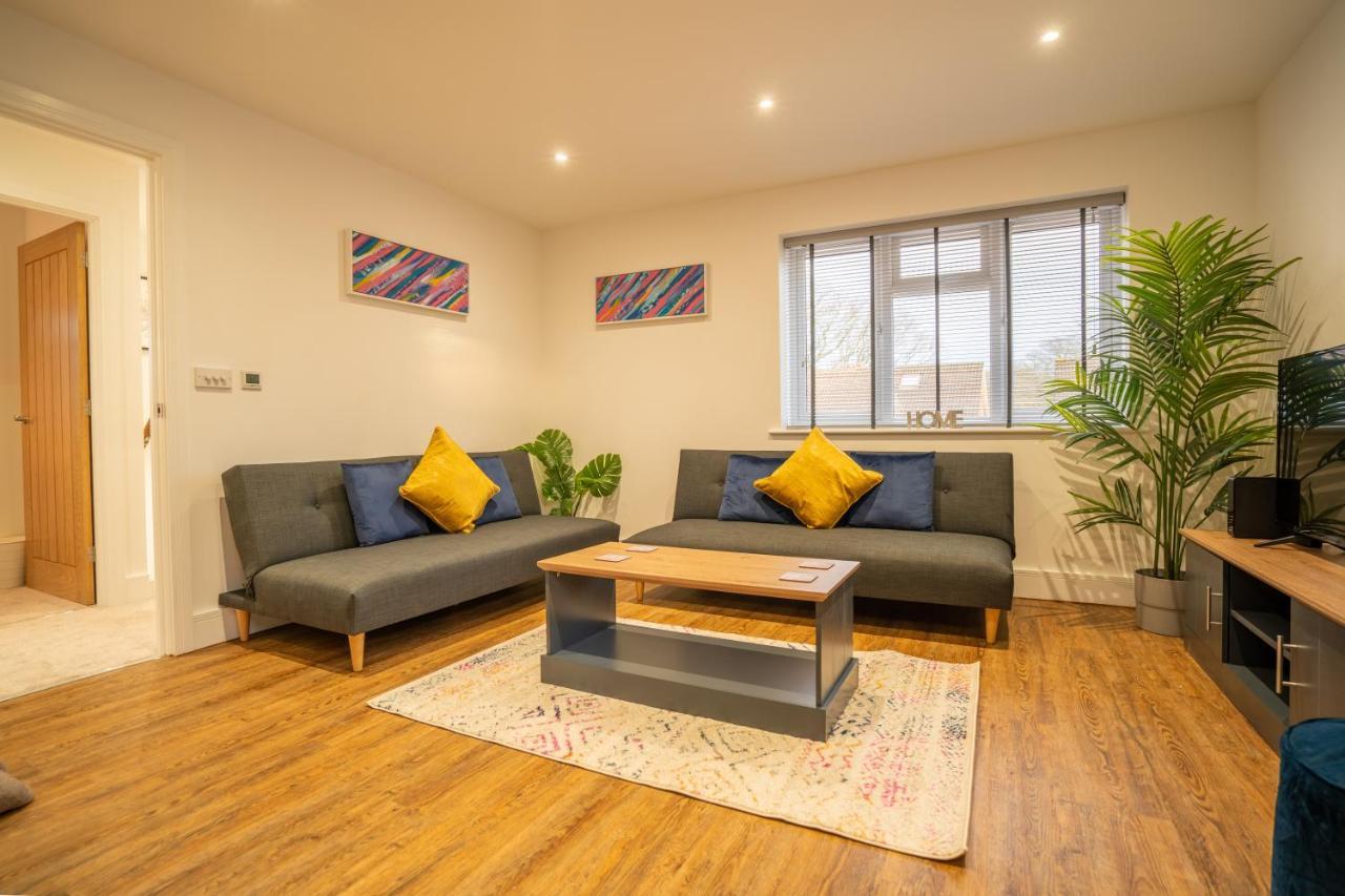 Mill Road Apartment First Floor Crawley  Exteriér fotografie